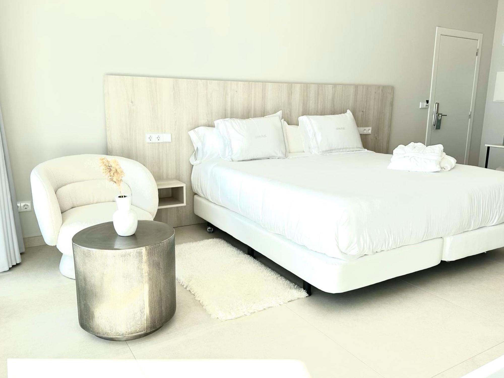 Otantus Hotel มูโรส ภายนอก รูปภาพ