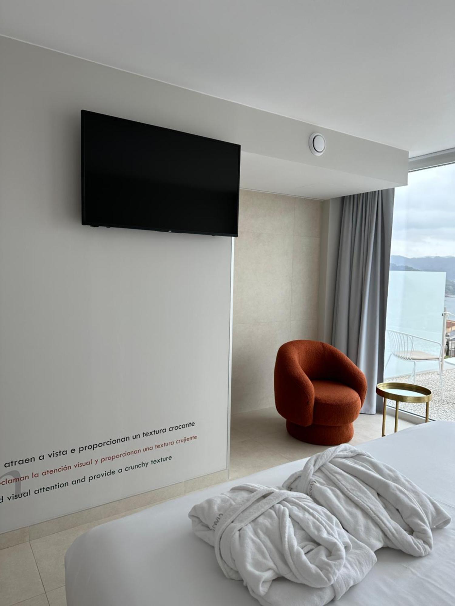 Otantus Hotel มูโรส ภายนอก รูปภาพ